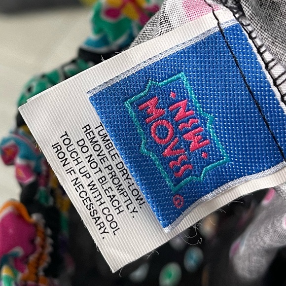 Retro New Moves Multicolored Dotted Shorts - Picture 4 of 7